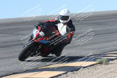 media/Oct-13-2025-Moto Forza (Mon) [[a66d839500]]/2-A Group/Session 2 (Bowl)/